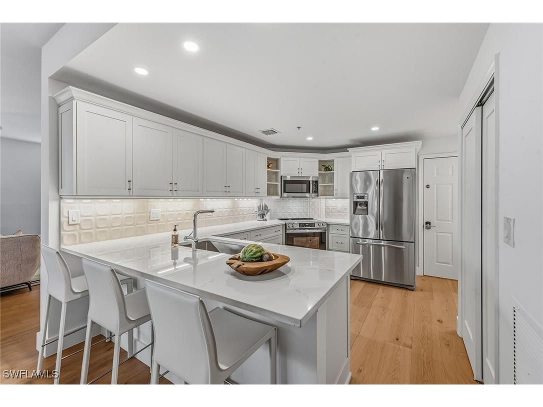 776 Eagle Creek Drive #103 Naples FL 34113 225080176 image5