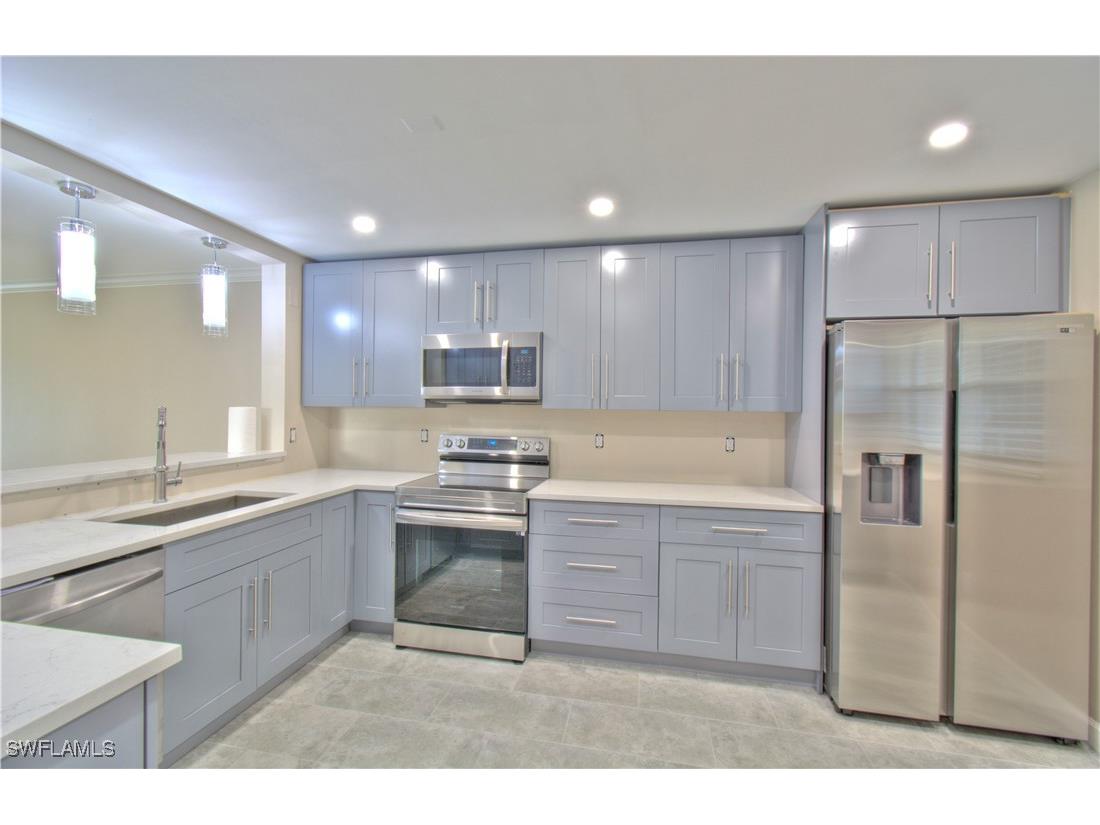 776 Landover Circle #101 Naples FL 34104 225048640 image2