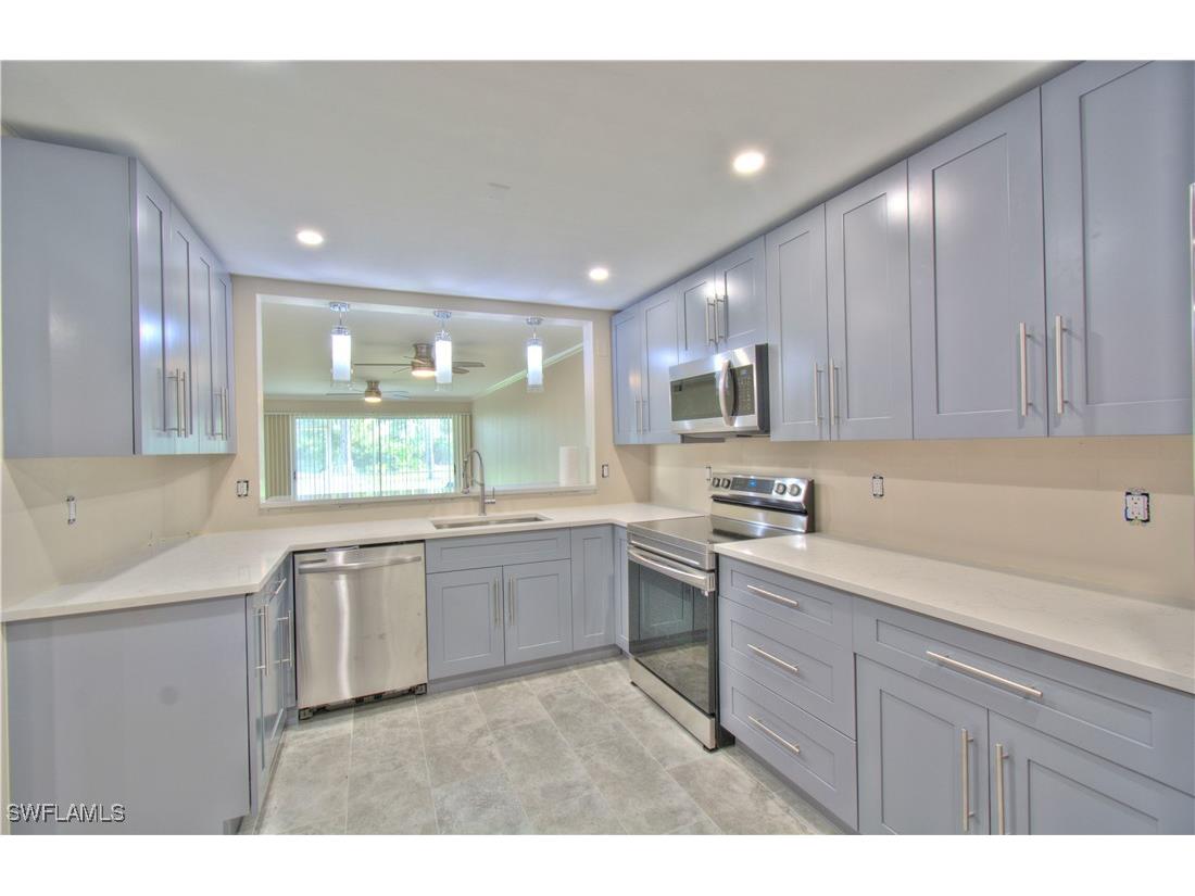 776 Landover Circle #101 Naples FL 34104 225048640 image4