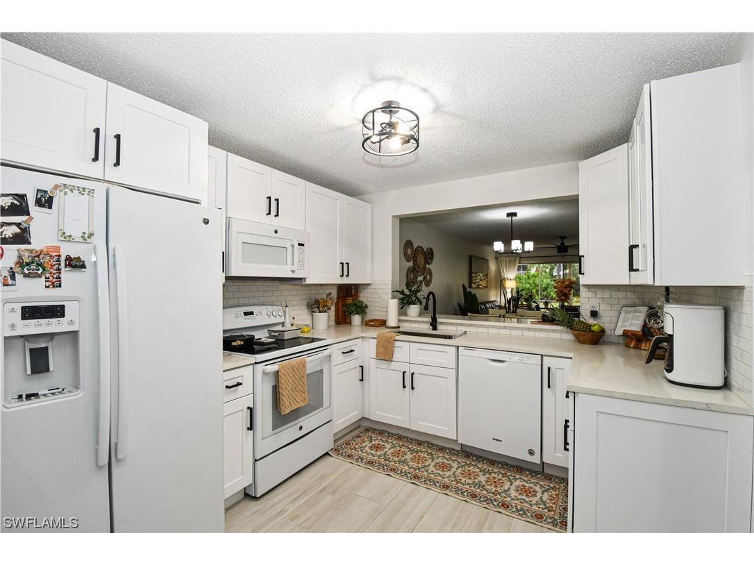 776 Landover Circle #102 Naples FL 34104 223095992 image1