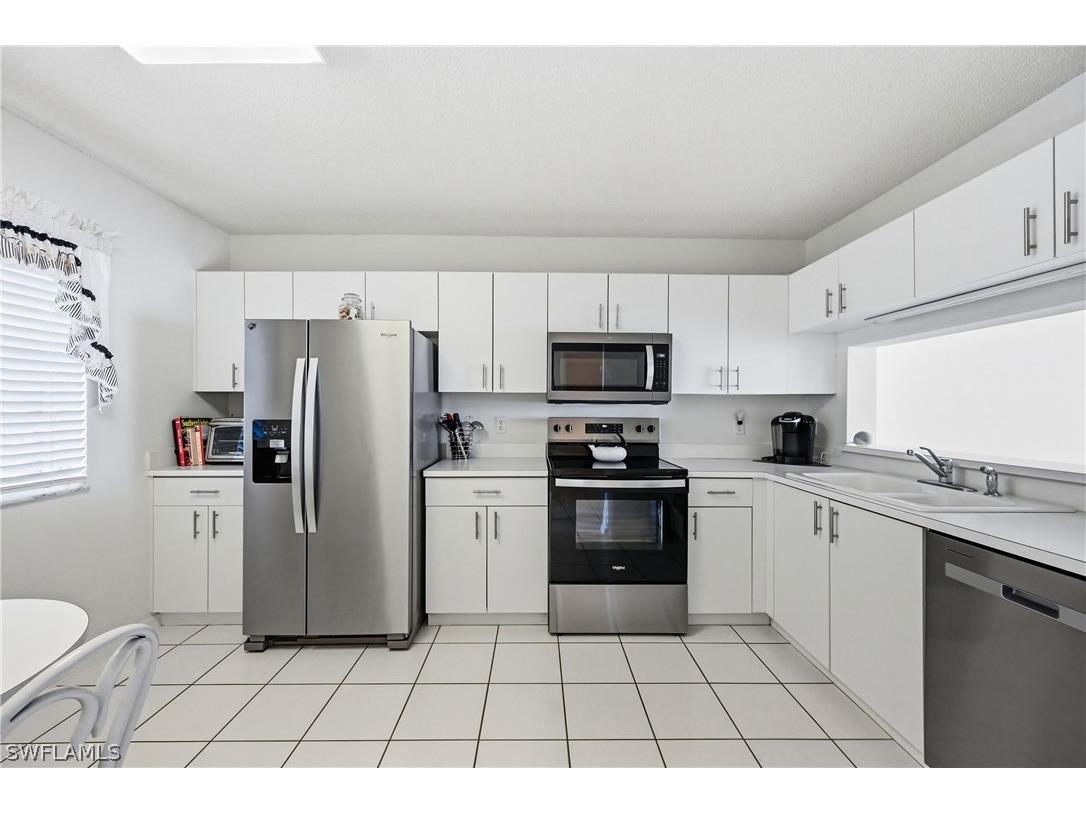 7760 Emerald Circle #S202 Naples FL 34109 226007397 image11