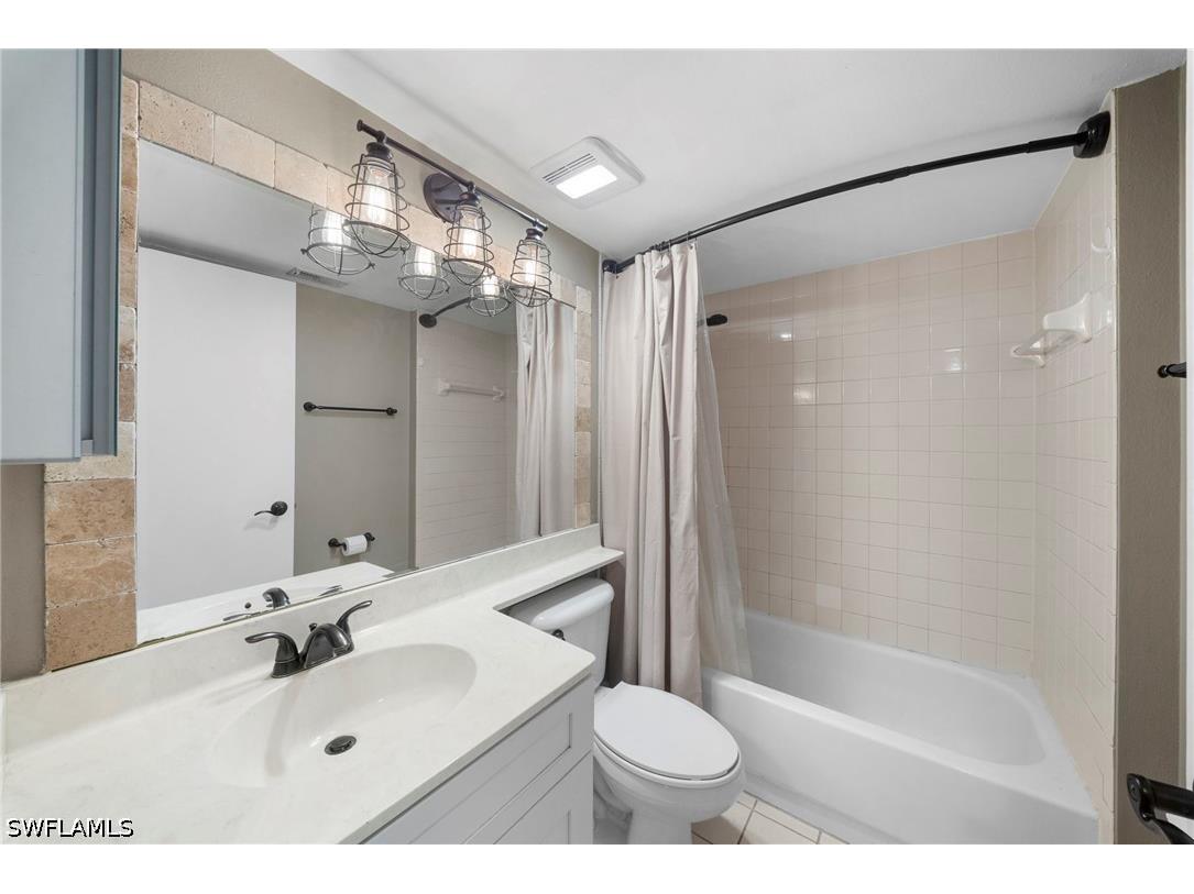 7761 Jewel Lane #102 Naples FL 34109 226020517 image10