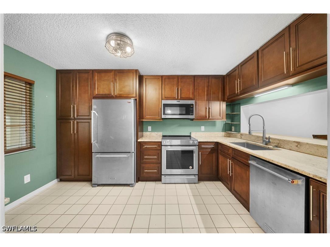 7761 Jewel Lane #102 Naples FL 34109 226020517 image12