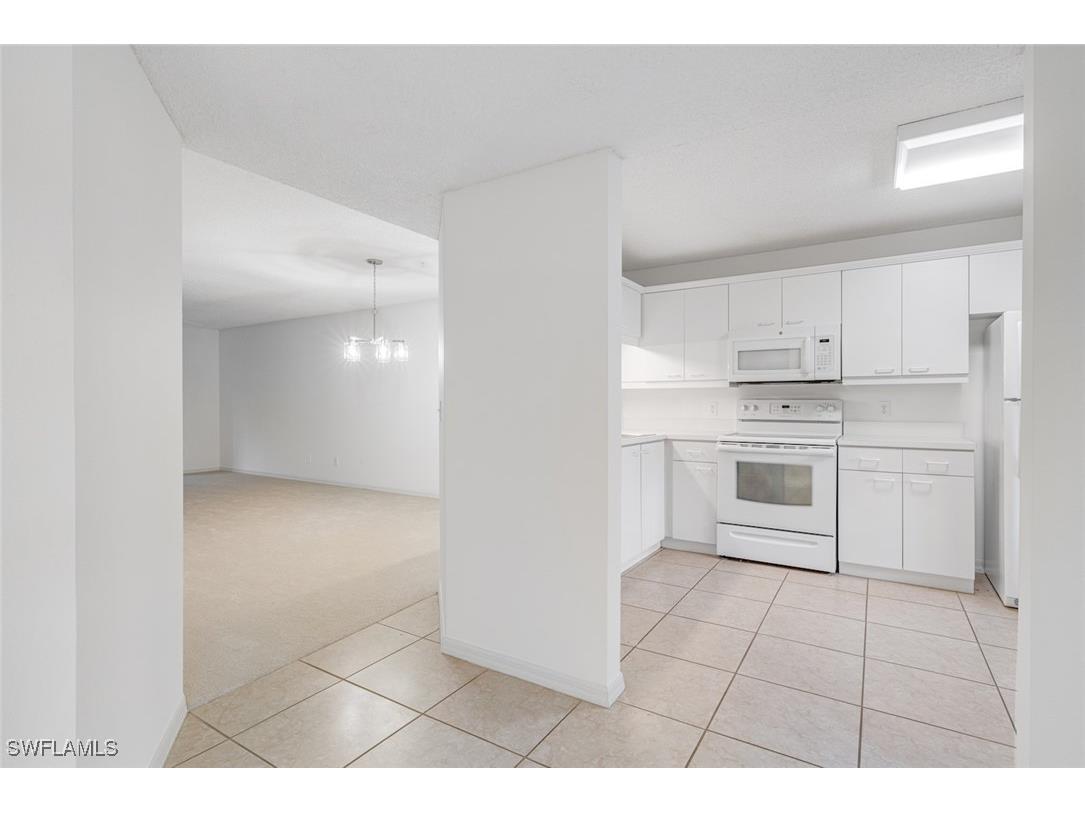 7761 Jewel Lane #103 Naples FL 34109 225084840 image4