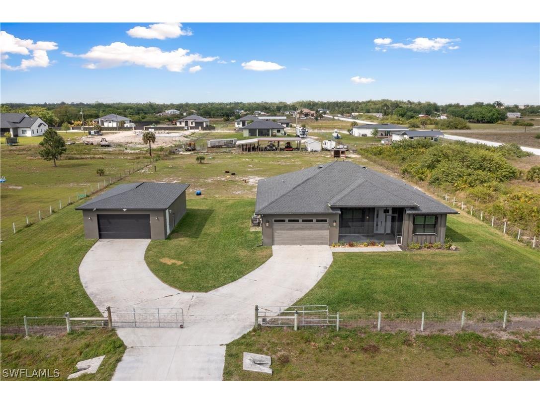 7762 16th Place Labelle FL 33935 224025762 image1