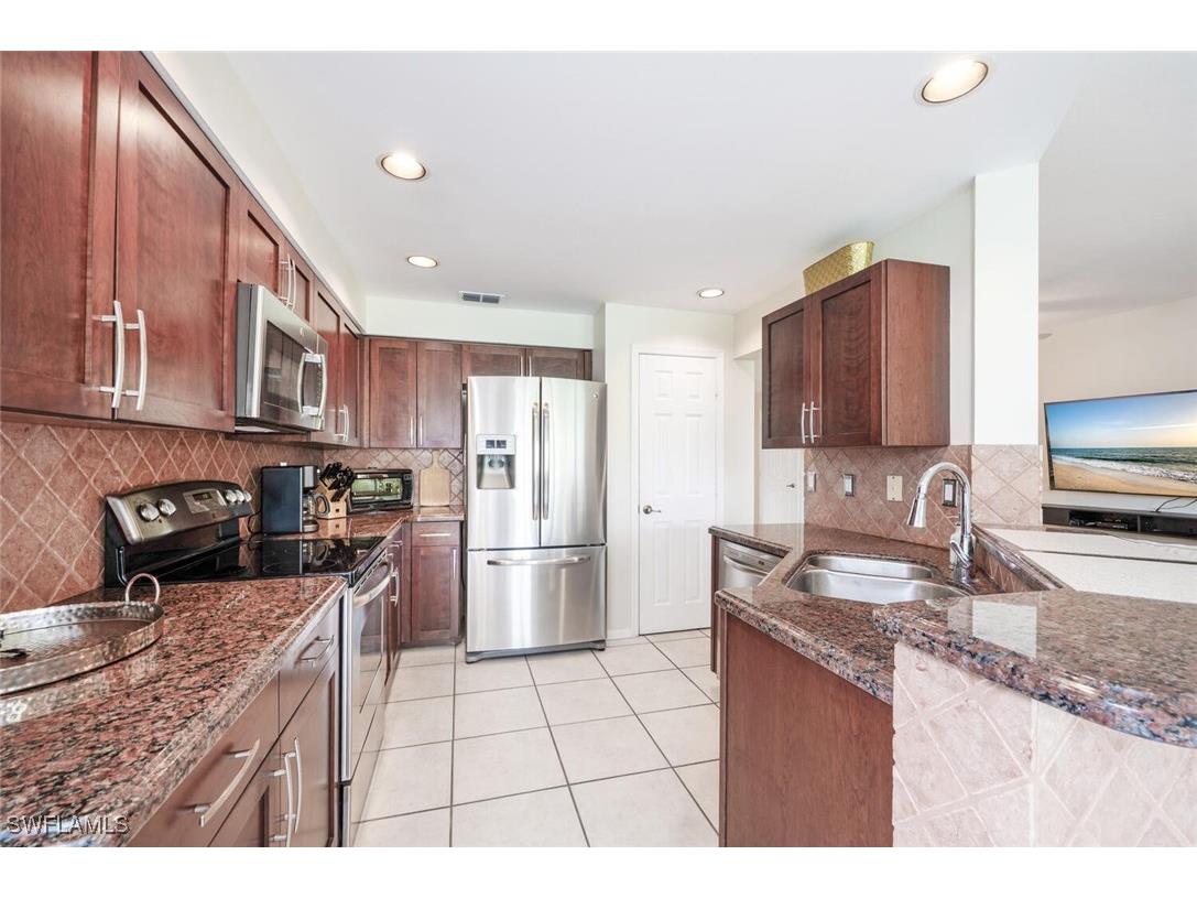 7762 Gardner Drive #102 Naples FL 34109 225062324 image10