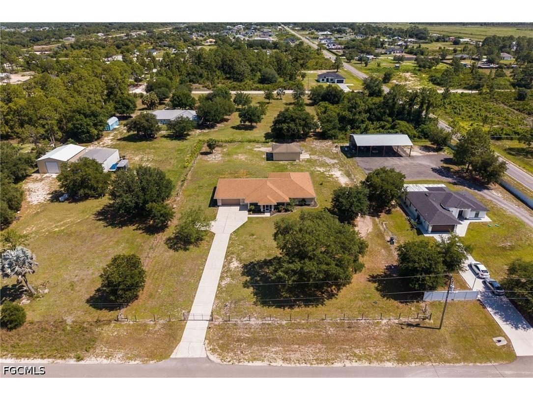 7764 14th Place Labelle FL 33935 2026023418 image2