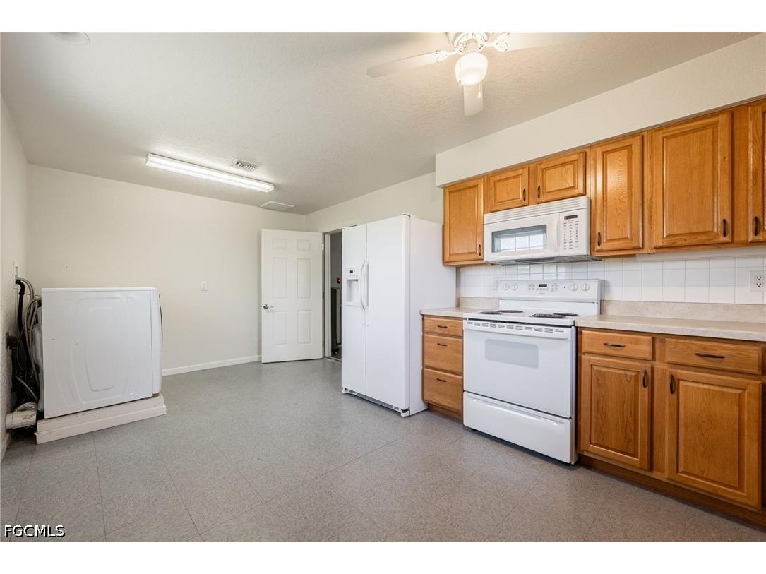 7764 14th Place Labelle FL 33935 2026023418 image30