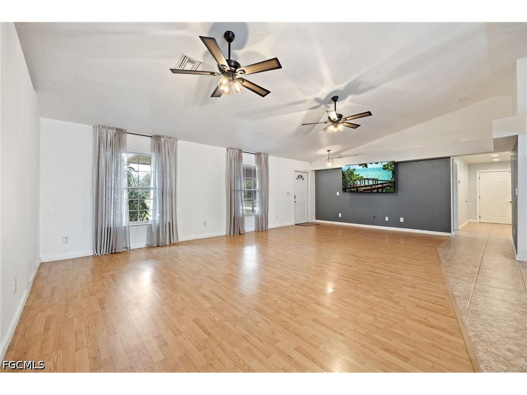 7764 14th Place Labelle FL 33935 2026023418 image4