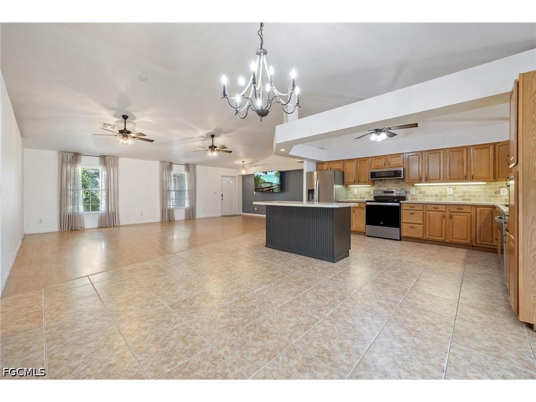 7764 14th Place Labelle FL 33935 2026023418 image8