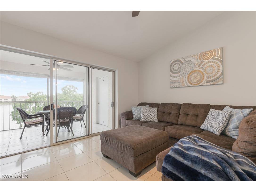 7766 Emerald Circle #R203 Naples FL 34109 225065590 image16