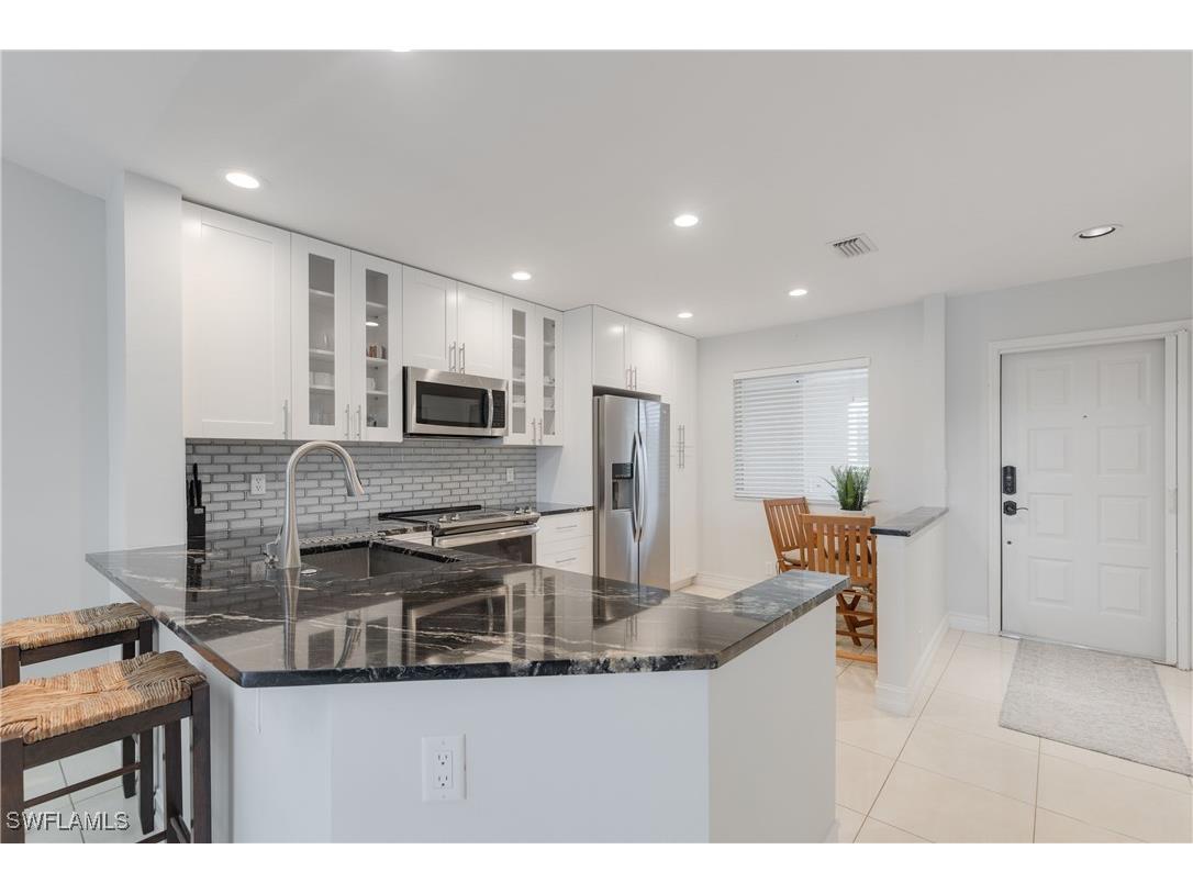 7766 Emerald Circle #R203 Naples FL 34109 225065590 image5