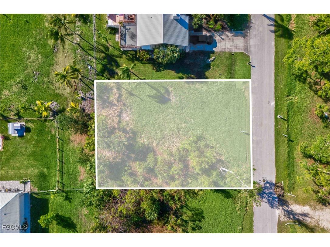7767 Della Bitta Lane Bokeelia FL 33922 2025019585 image2
