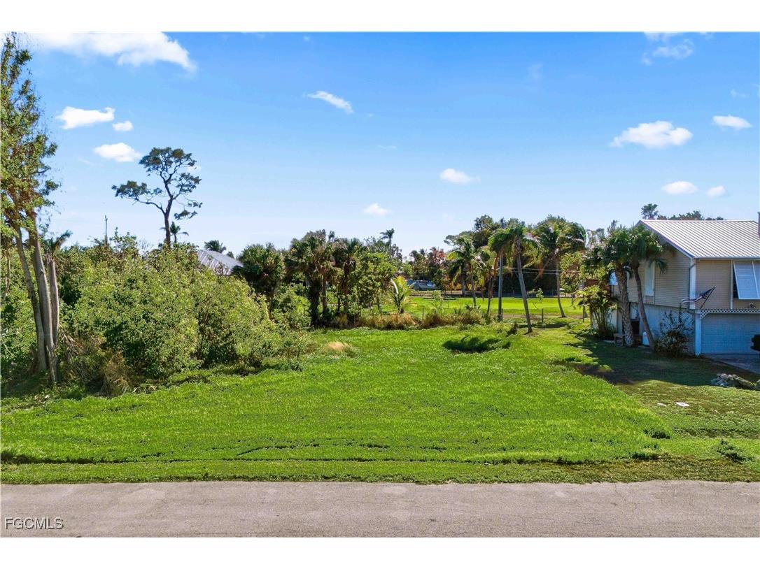 7767 Della Bitta Lane Bokeelia FL 33922 2025019585 image4