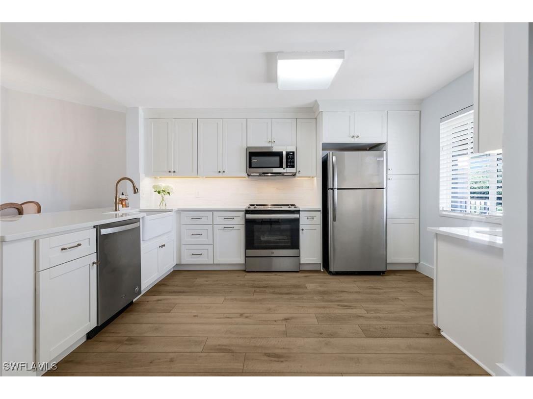 7767 Jewel Lane #203 Naples FL 34109 225077405 image4