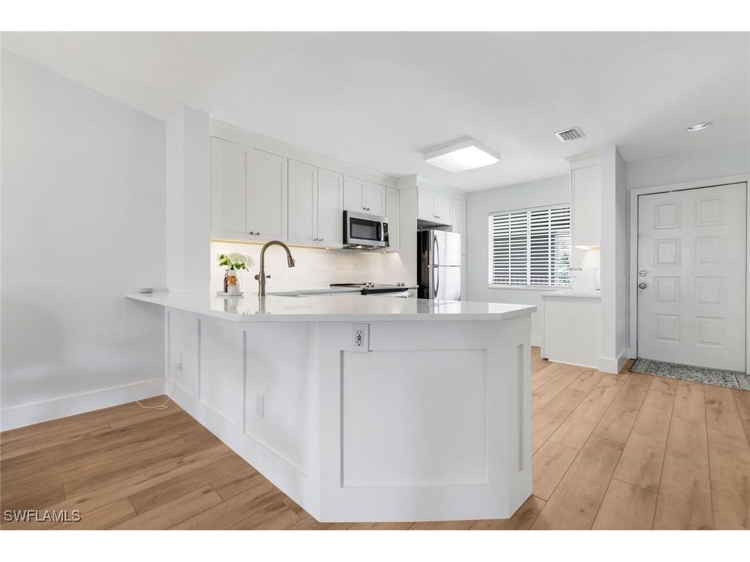 7767 Jewel Lane #203 Naples FL 34109 225077405 image5