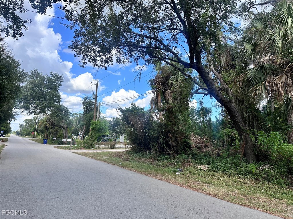 7769 Marx Drive North Fort Myers FL 33917 2025018048 image9