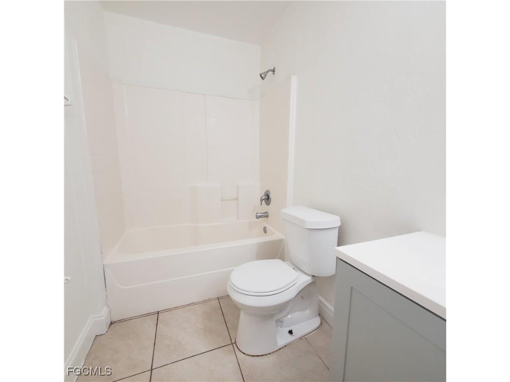 777 Bedford Drive Lehigh Acres FL 33974 2025020429 image16