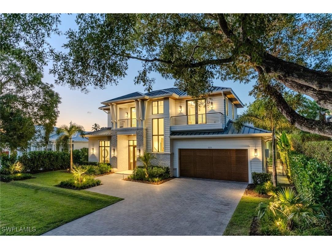 777 Broad Court S Naples FL 34102 225080227 image1