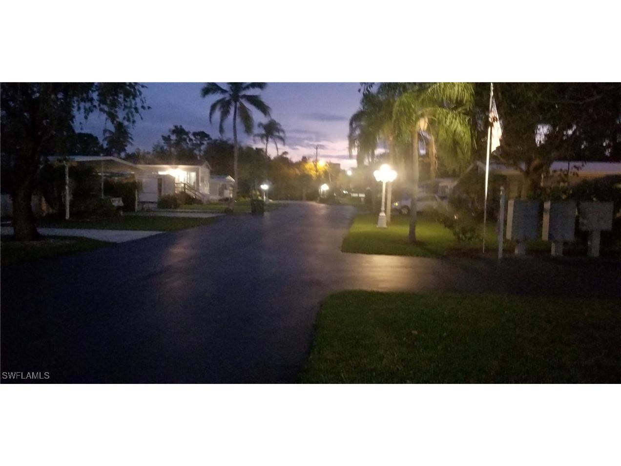 777 Walkerbilt #37 Road Naples FL 34110 225059185 image7