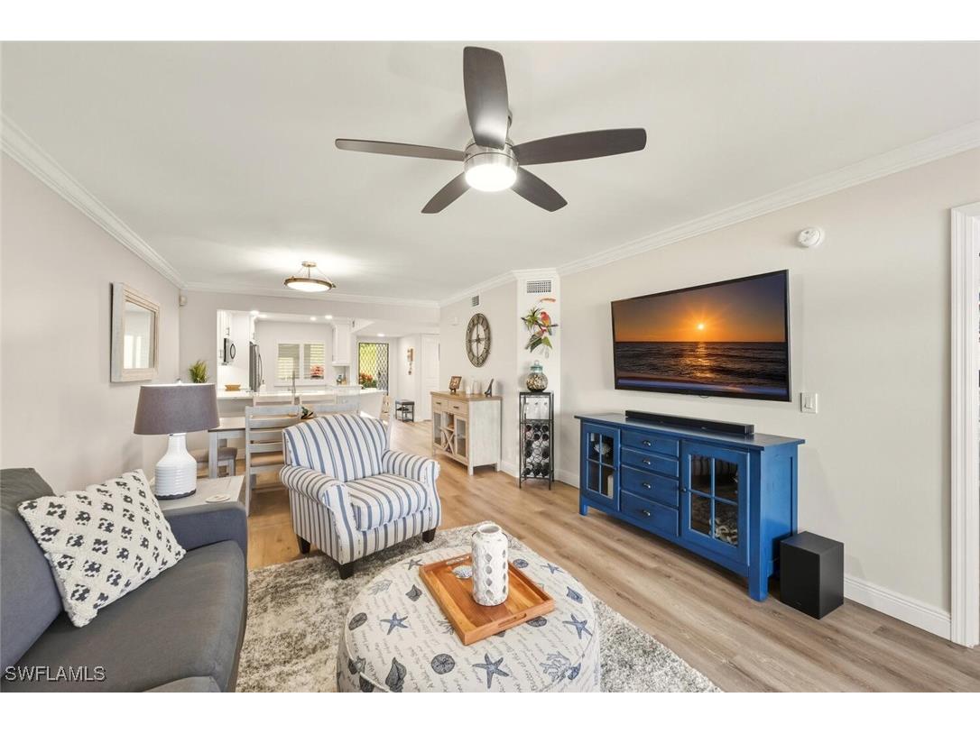 7772 Emerald Circle #101 Naples FL 34109 225081456 image10