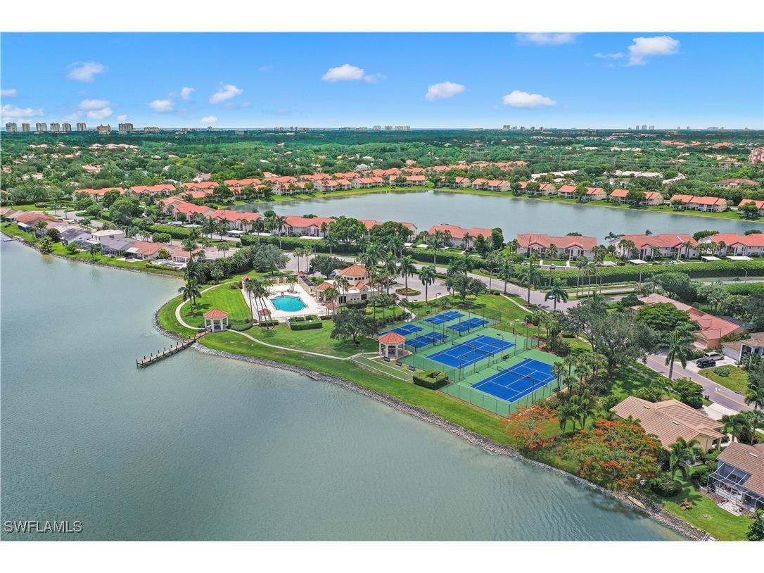 7772 Emerald Circle #101 Naples FL 34109 225081456 image26