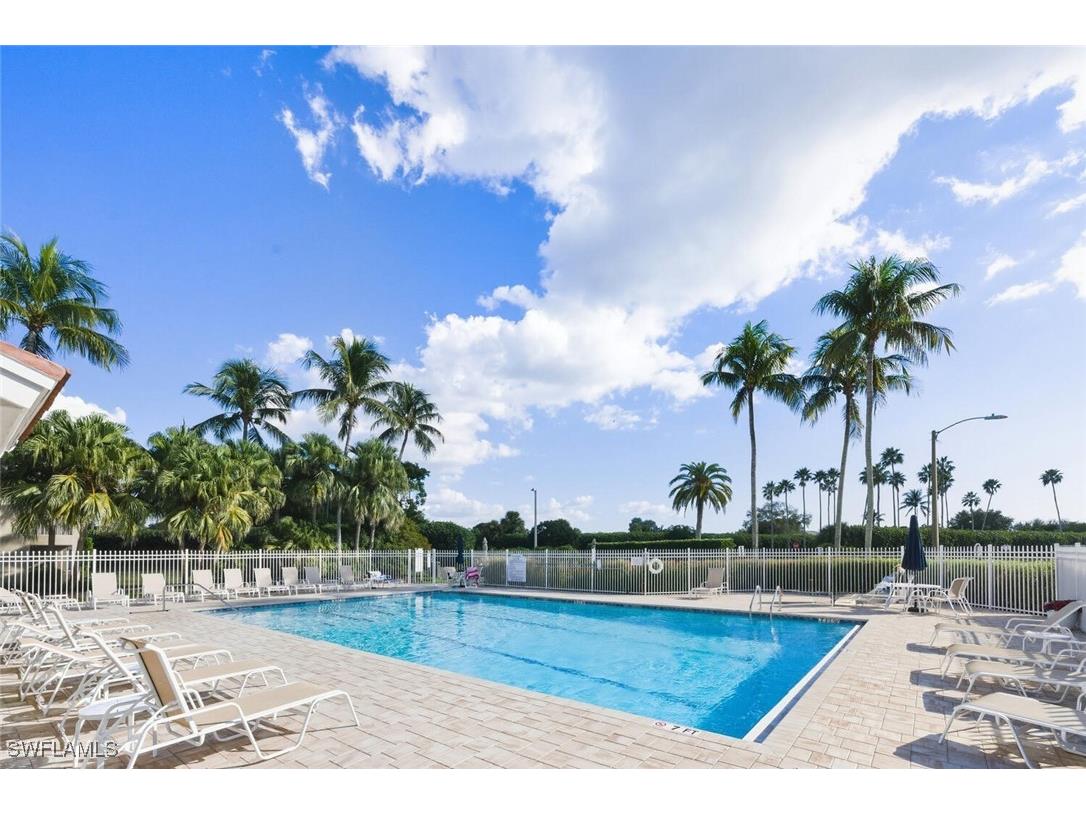 7772 Emerald Circle #101 Naples FL 34109 225081456 image29