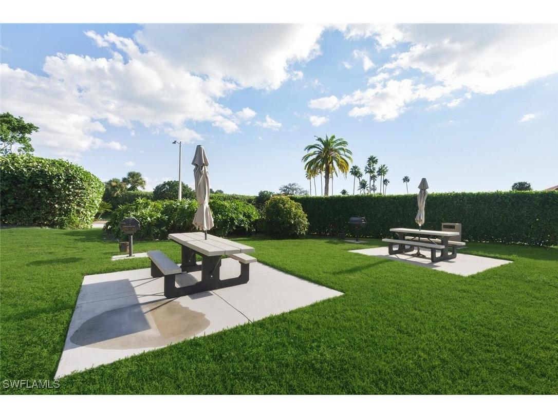 7772 Emerald Circle #101 Naples FL 34109 225081456 image30