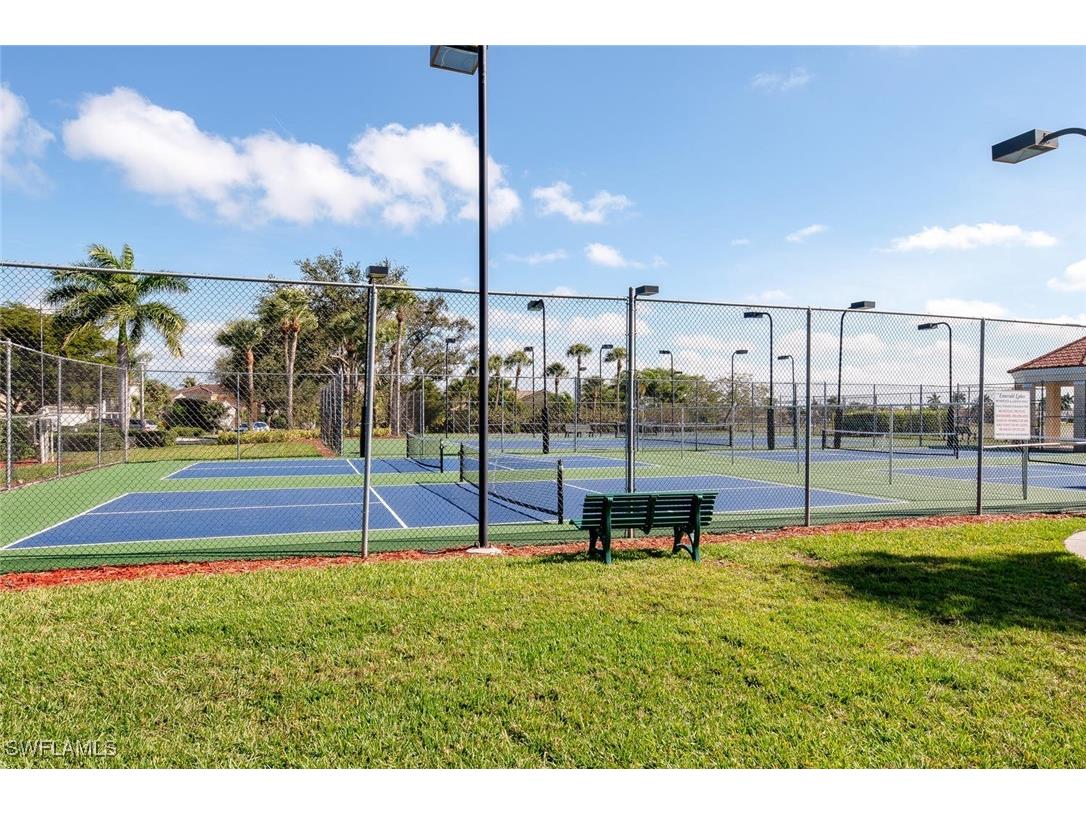 7772 Emerald Circle #101 Naples FL 34109 225081456 image33