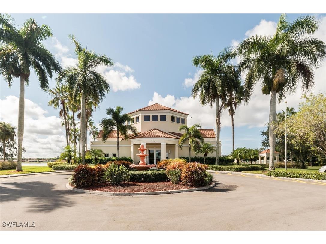 7772 Emerald Circle #101 Naples FL 34109 225081456 image34