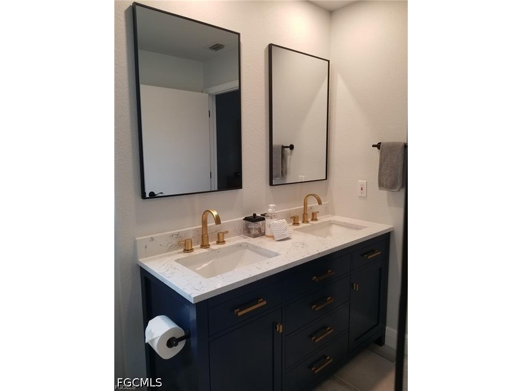 7774 Jewel Lane #201 Naples FL 34109 2026016294 image12