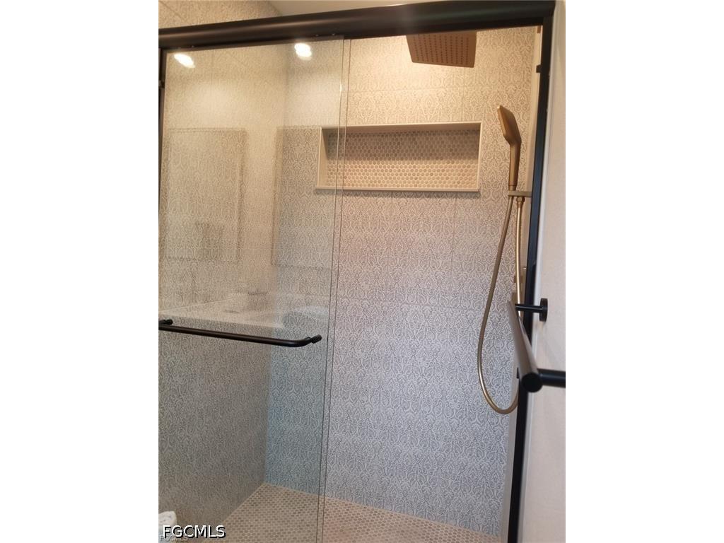 7774 Jewel Lane #201 Naples FL 34109 2026016294 image13