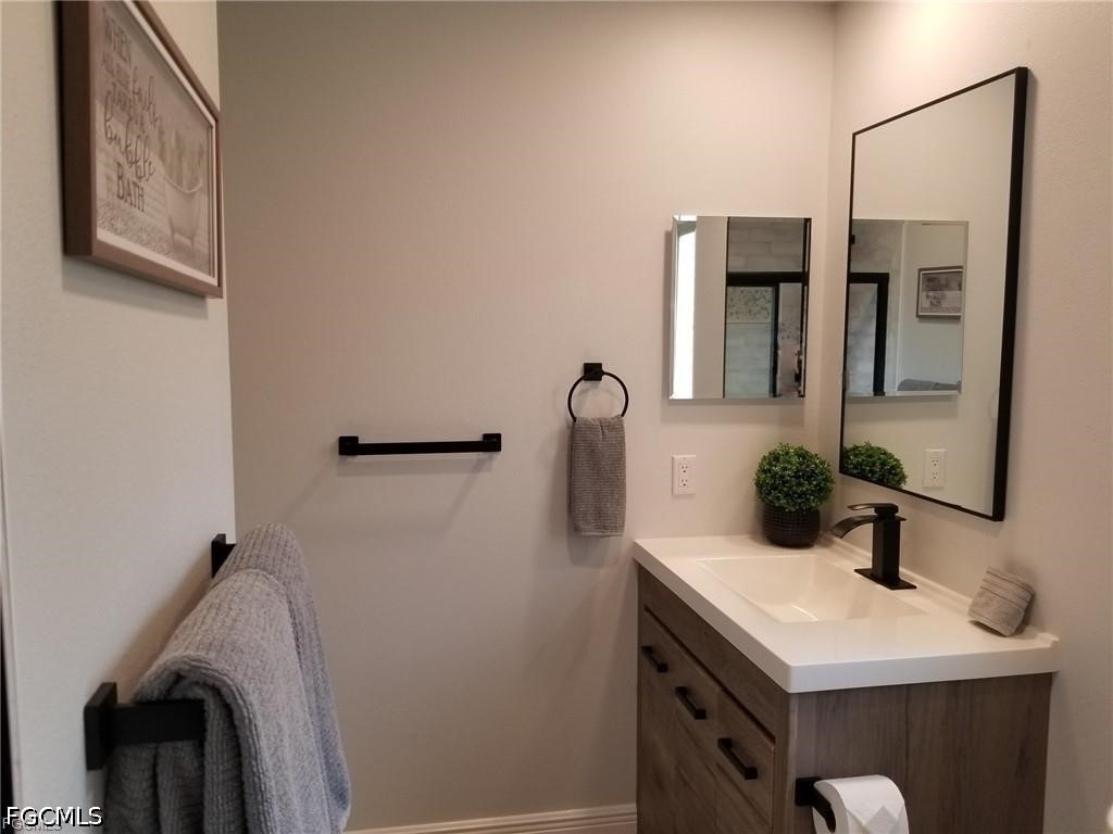 7774 Jewel Lane #201 Naples FL 34109 2026016294 image19