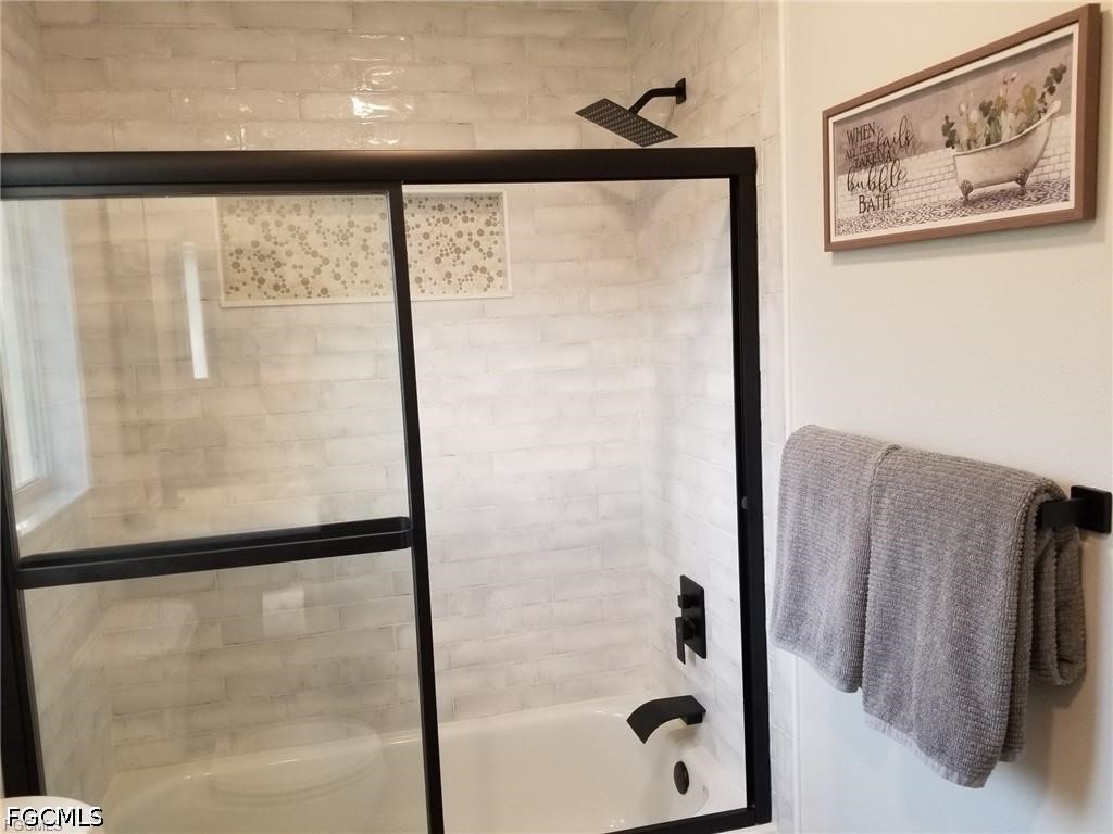 7774 Jewel Lane #201 Naples FL 34109 2026016294 image20