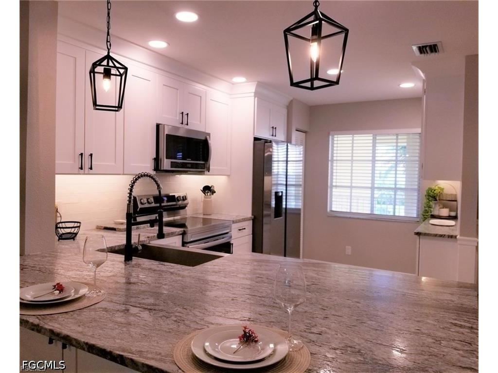 7774 Jewel Lane #201 Naples FL 34109 2026016294 image3