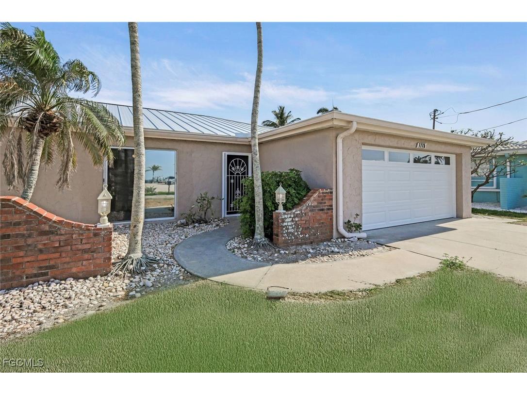 7775 Bocilla Lane Bokeelia FL 33922 2025012059 image3