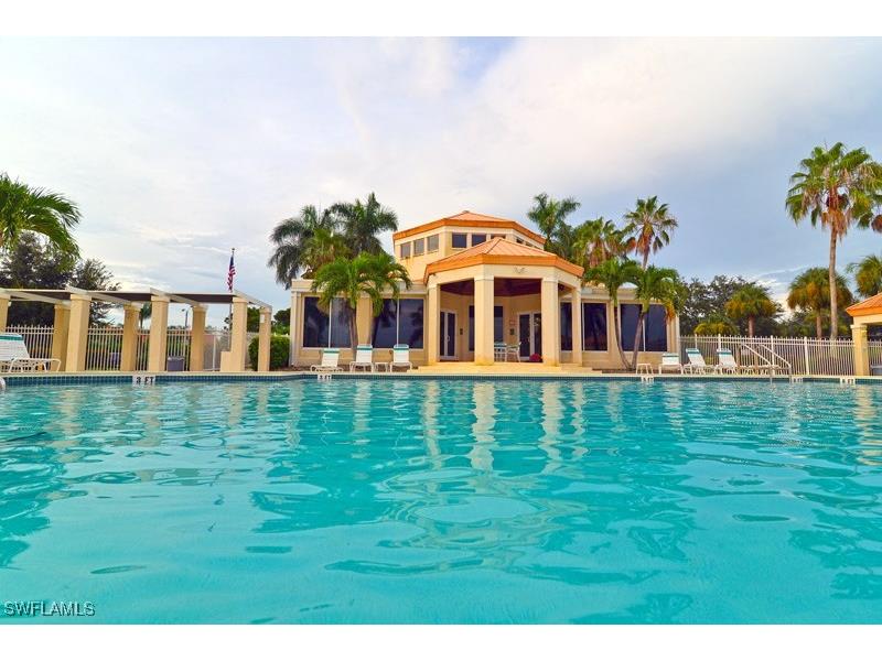 7778 Emerald Circle #204 Naples FL 34109 225061233 image1