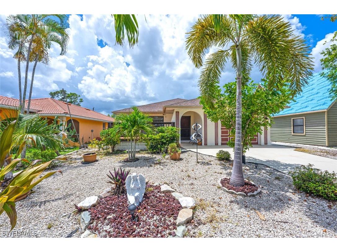 778 109th Avenue N Naples FL 34108 224056734 image1