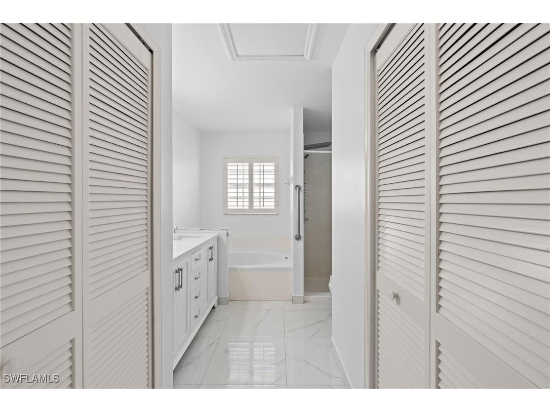 7780 Scarlet Court Naples FL 34104 225082473 image19