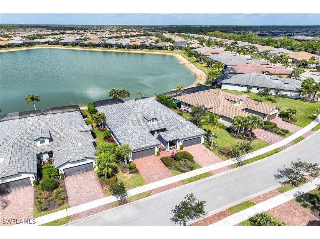 7785 Jacaranda Lane Naples FL 34114 226008984 image1