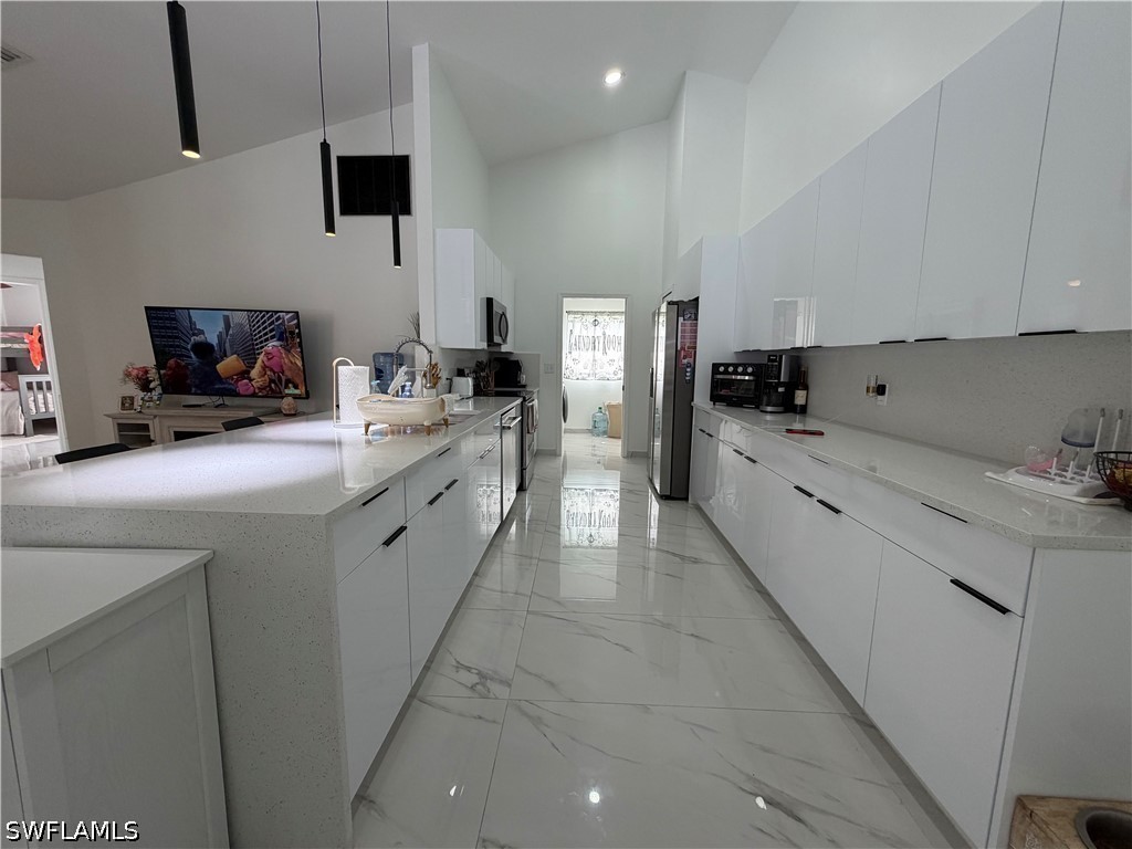 7786 Scarlet Court Naples FL 34104 226021895 image5
