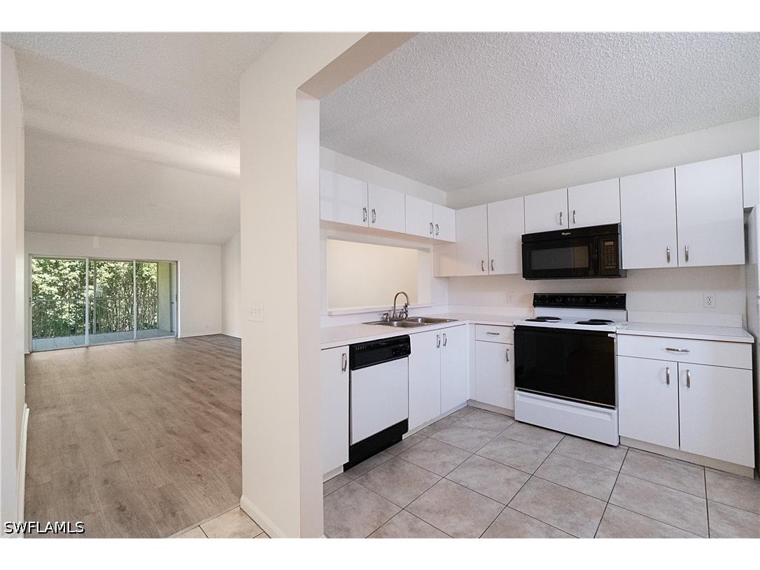 7791 Esmeralda Way #203 Naples FL 34109 226018865 image16