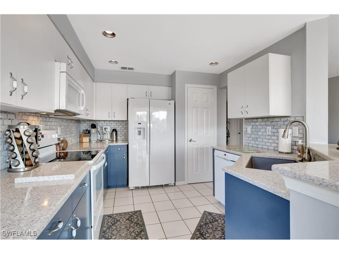 7792 Gardner Drive #102 Naples FL 34109 225078508 image11