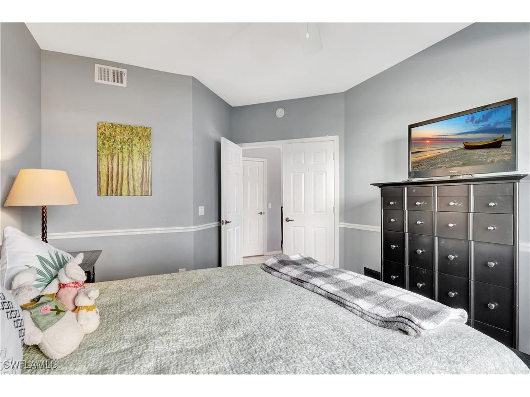 7792 Gardner Drive #102 Naples FL 34109 225078508 image15