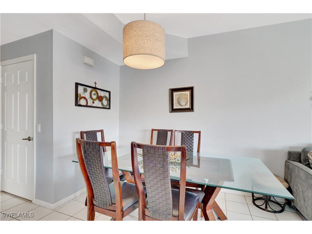 7792 Gardner Drive #102 Naples FL 34109 225078508 image9