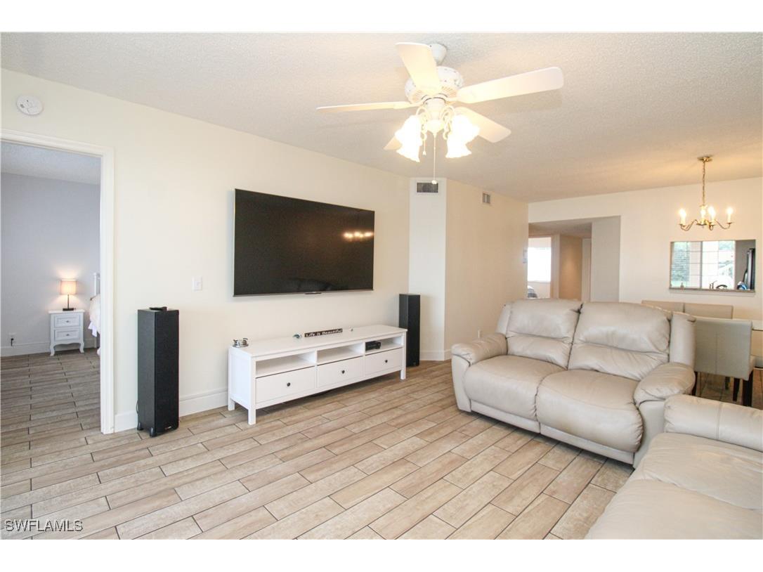 7794 Emerald Circle #A-102 Naples FL 34109 225069303 image18