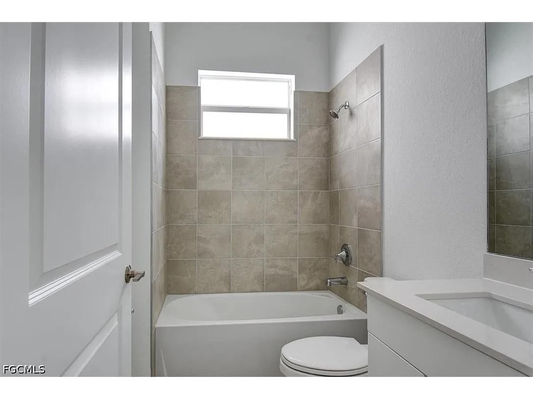 7796 Lakes Edge Lane Port Charlotte FL 33981 2026026629 image7