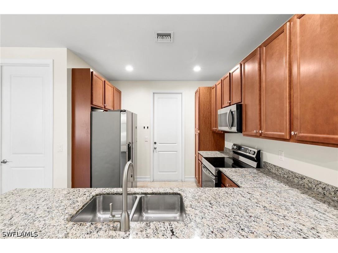 7797 Bristol Circle Naples FL 34120 226017142 image11