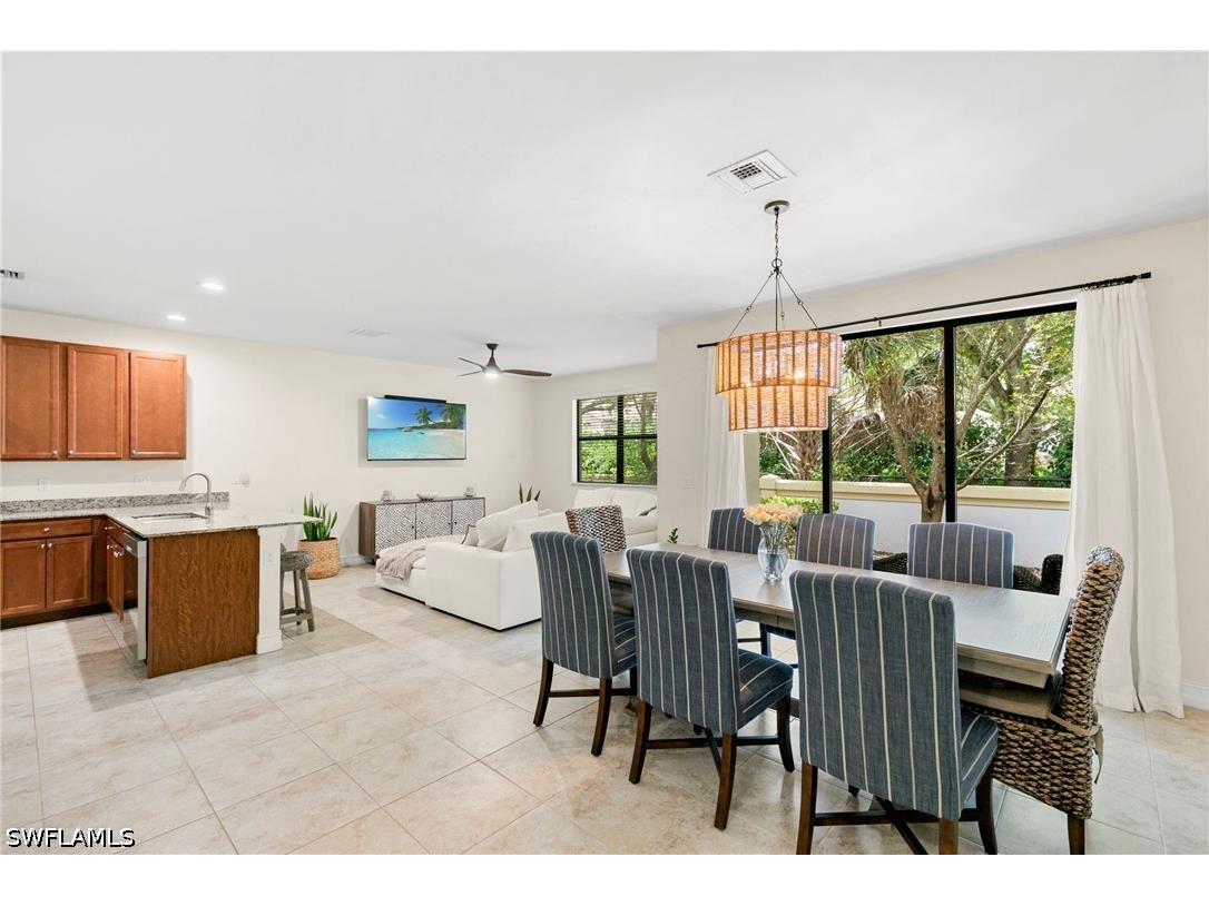 7797 Bristol Circle Naples FL 34120 226017142 image2