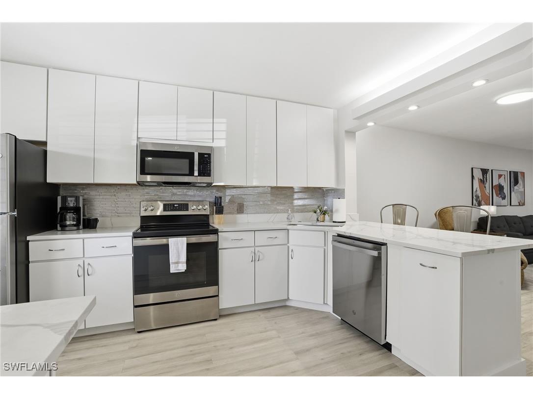 7797 Esmeralda Way #K102 Naples FL 34109 226003643 image11